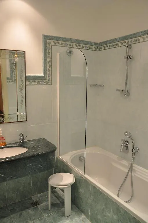 Hotel San Luca Venezia  ונציה
